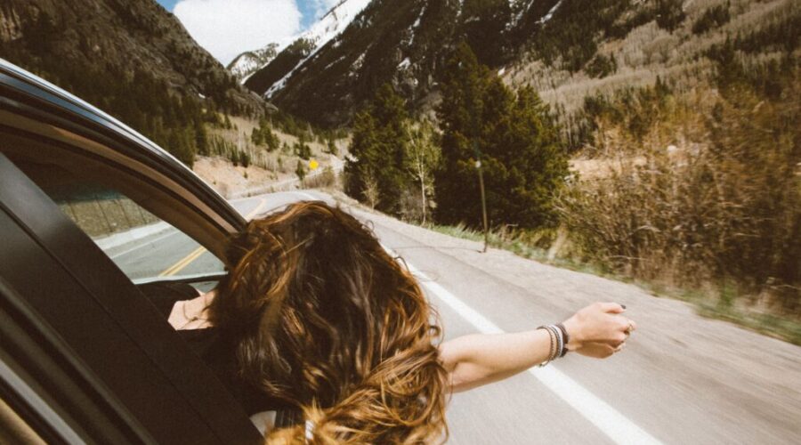 <strong>HOW TO PLAN THE PERFECT ROAD TRIP</strong> 