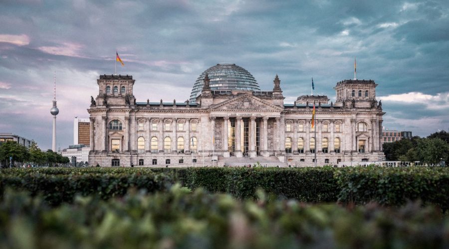 What is the history behind the Schillerpark Estate in Berlin, Germany?